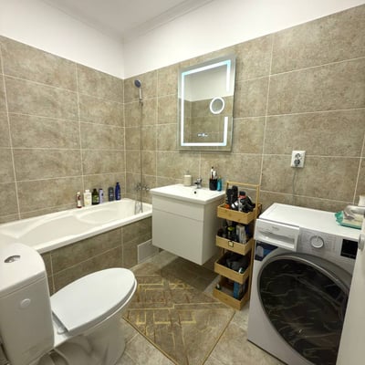 Rental of a new 3-room apartment, 70 m², Chiajna, Sector 6, Bucharest, Romania